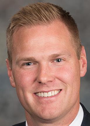 Brett Lindstrom mug senators